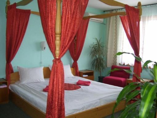 Family Hotel Natalis Hisarya Eksteriør billede